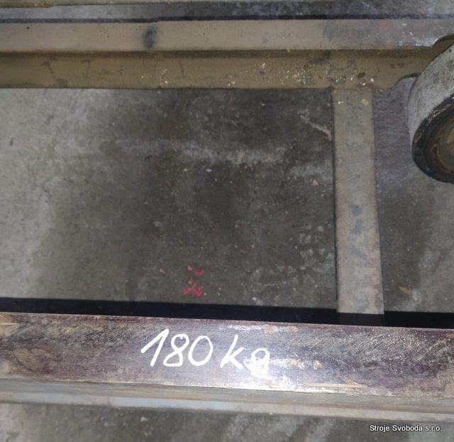 Paletový zdvižný vozík 1600 kg (13719 - pridat.jpg)